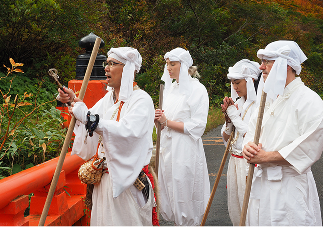 「語るなかれ」「聞くなかれ」神秘の山 湯殿山