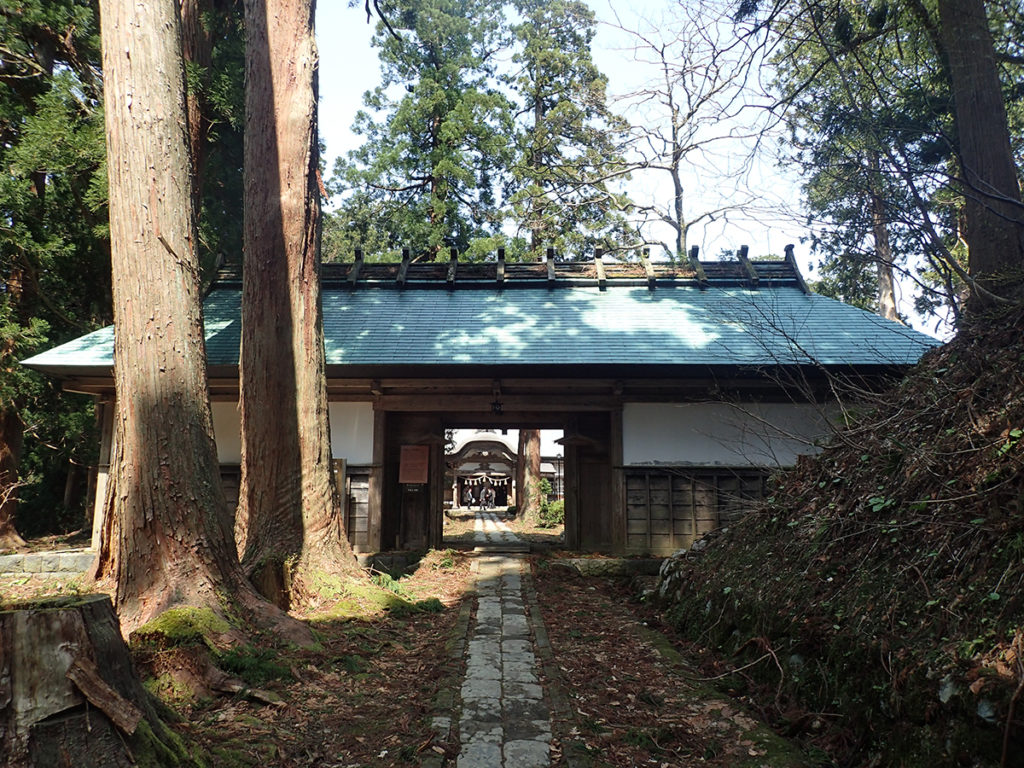 羽黒山斎館